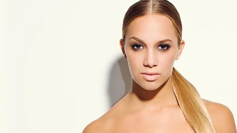 Internationell karriär och samarbeten